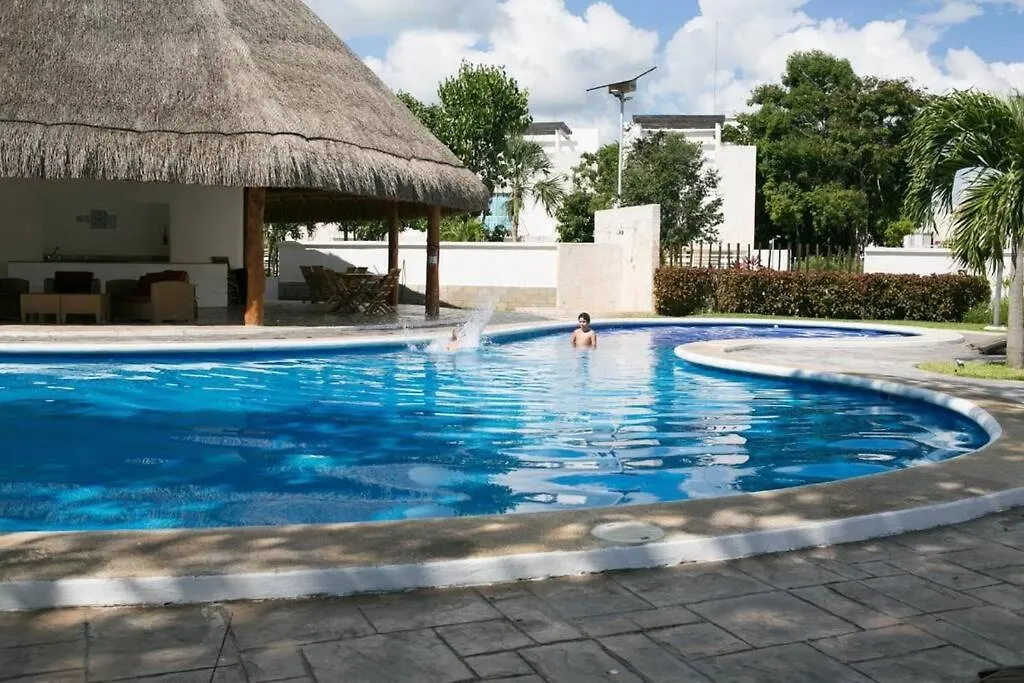 Great Cheerful 2 Bedroom House With Pool And Spa Playa del Carmen